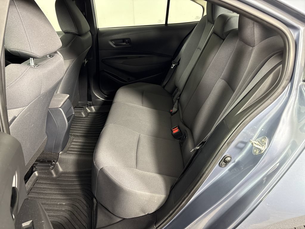 Used 2022 Toyota Corolla LE FWD image 26