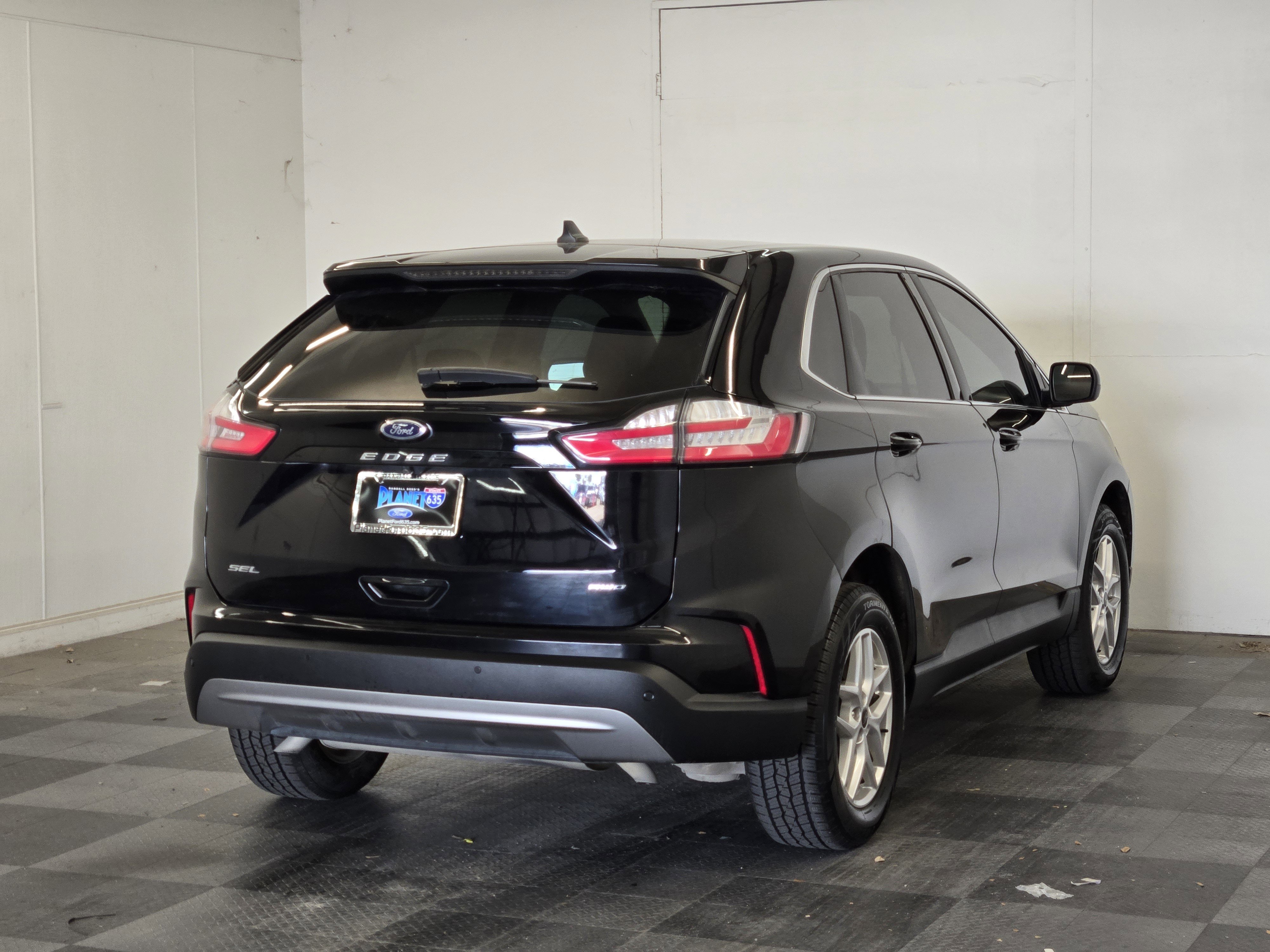 Certified 2023 Ford Edge SEL w/ Convenience Package AWD/4WD image 7