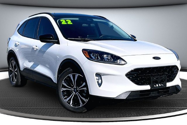 Certified 2022 Ford Escape SEL w/ SEL Stealth AWD Package image 3
