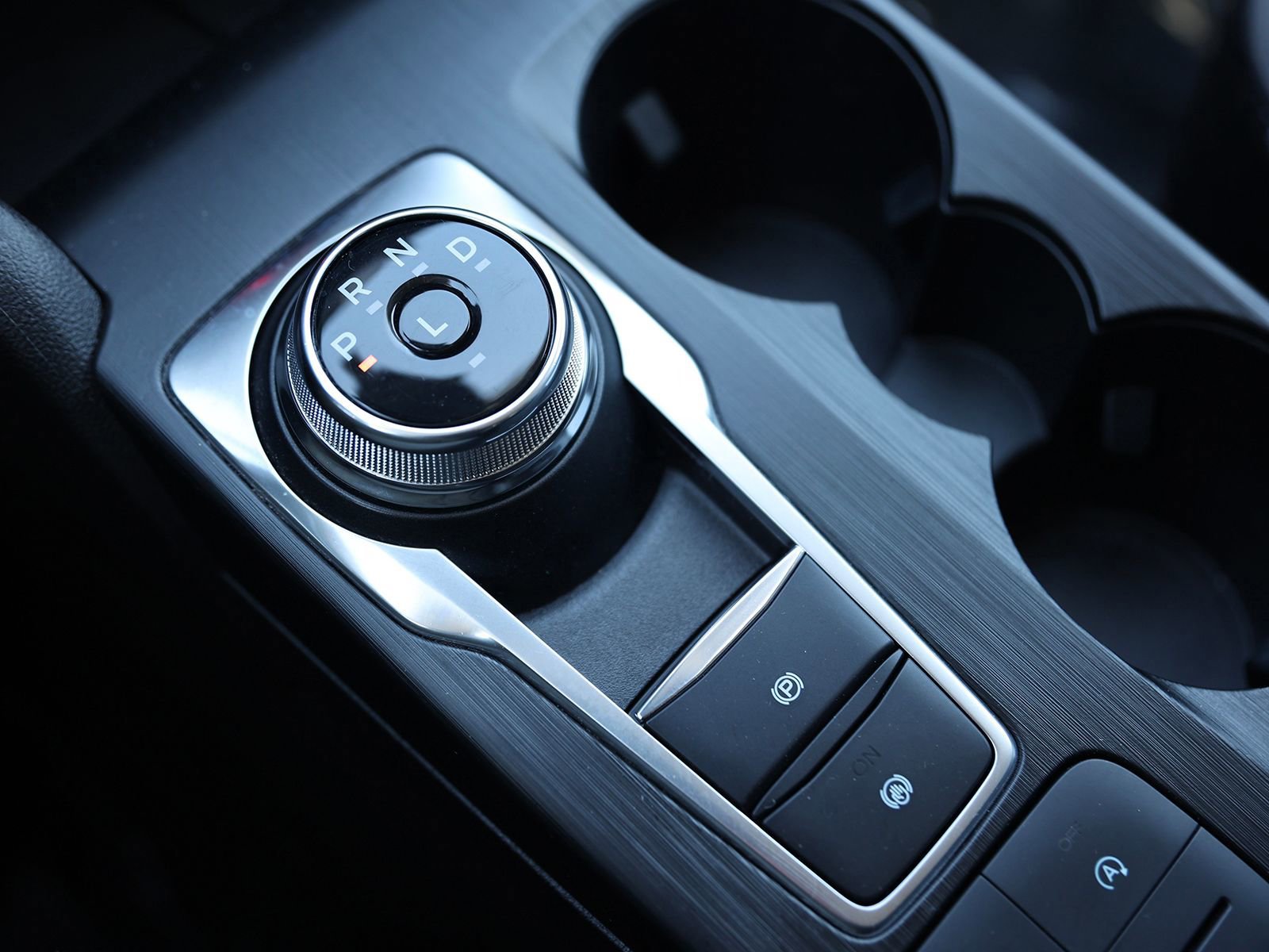 Certified 2022 Ford Escape SE w/ Cold Weather Package image 29