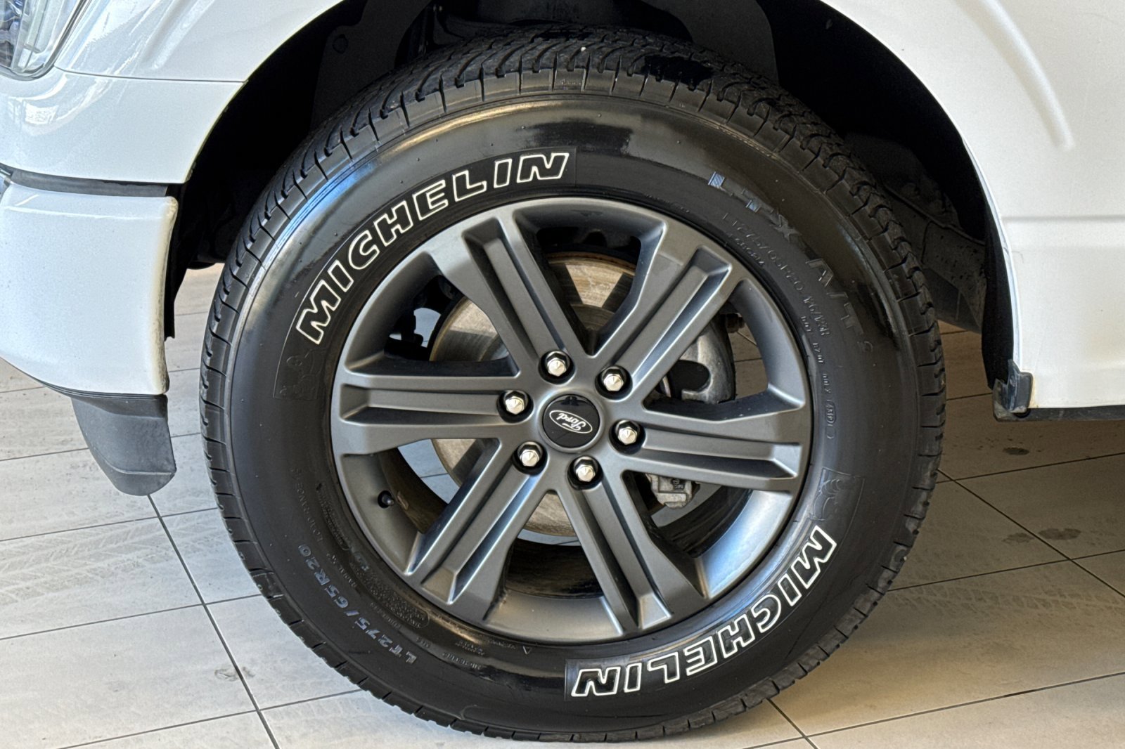 Certified 2023 Ford F150 Lariat w/ Equipment Group 502A High image 26