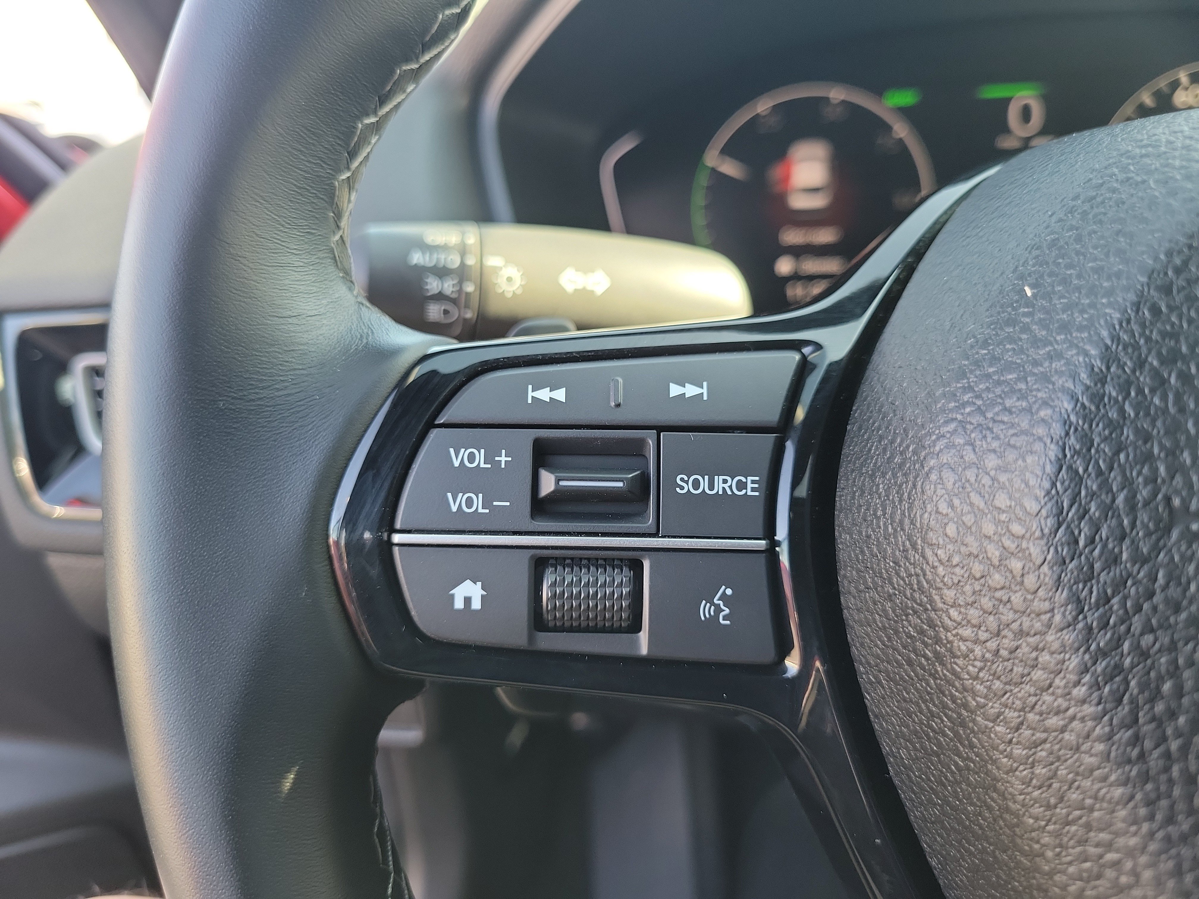 Used 2025 Honda Civic Sport Touring image 5