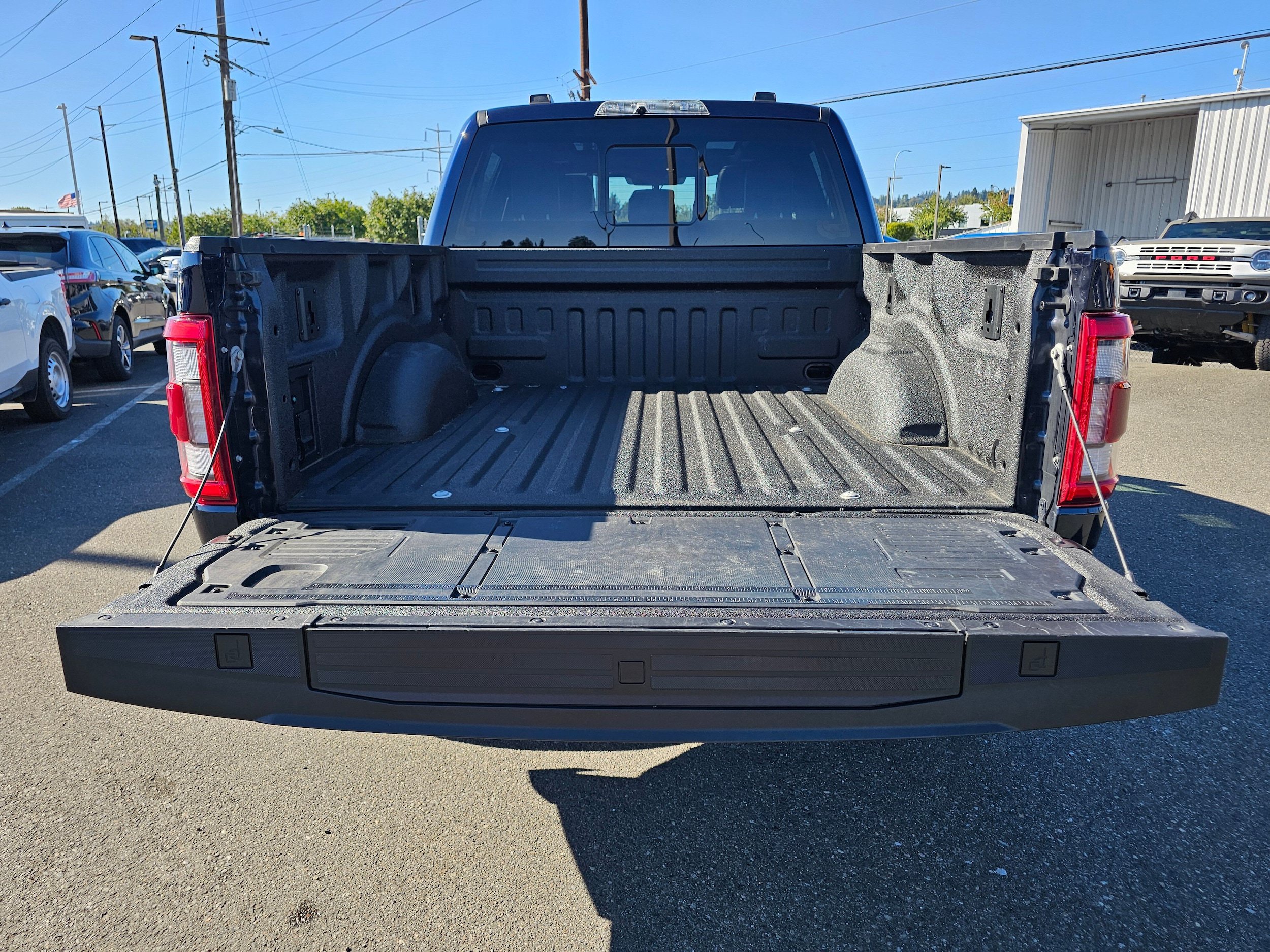 Certified 2023 Ford F150 Raptor w/ Raptor Carbon Fiber Package AWD/4WD image 10