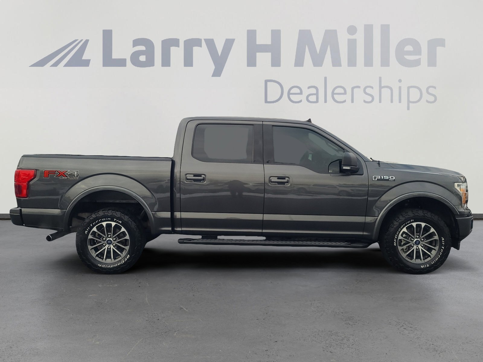 Certified 2019 Ford F150 XLT w/ Equipment Group 302A Luxury image 6