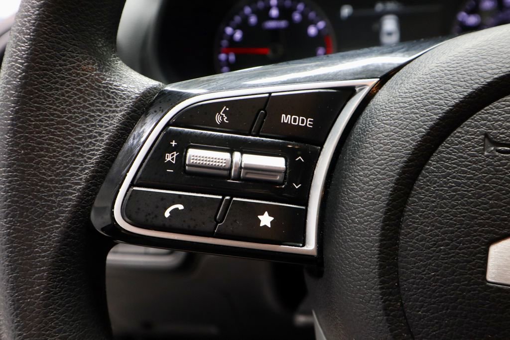 Used 2024 Kia Forte LXS w/ LXS Technology Package FWD image 27