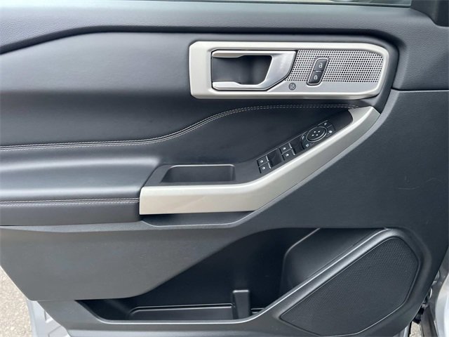 Certified 2023 Ford Explorer XLT w/ Equipment Group 202A image 28