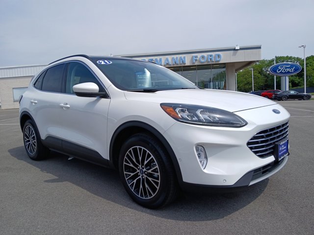Certified 2021 Ford Escape Titanium w/ Titanium Premium Package FWD image 2