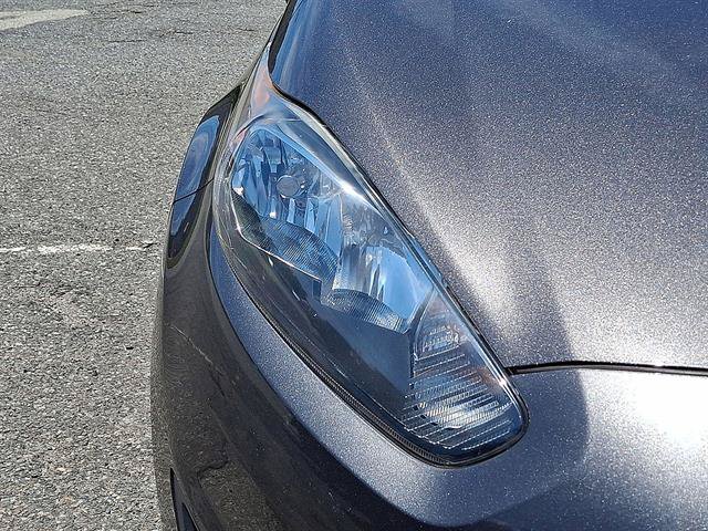 Certified 2017 Ford Fiesta SE FWD image 23