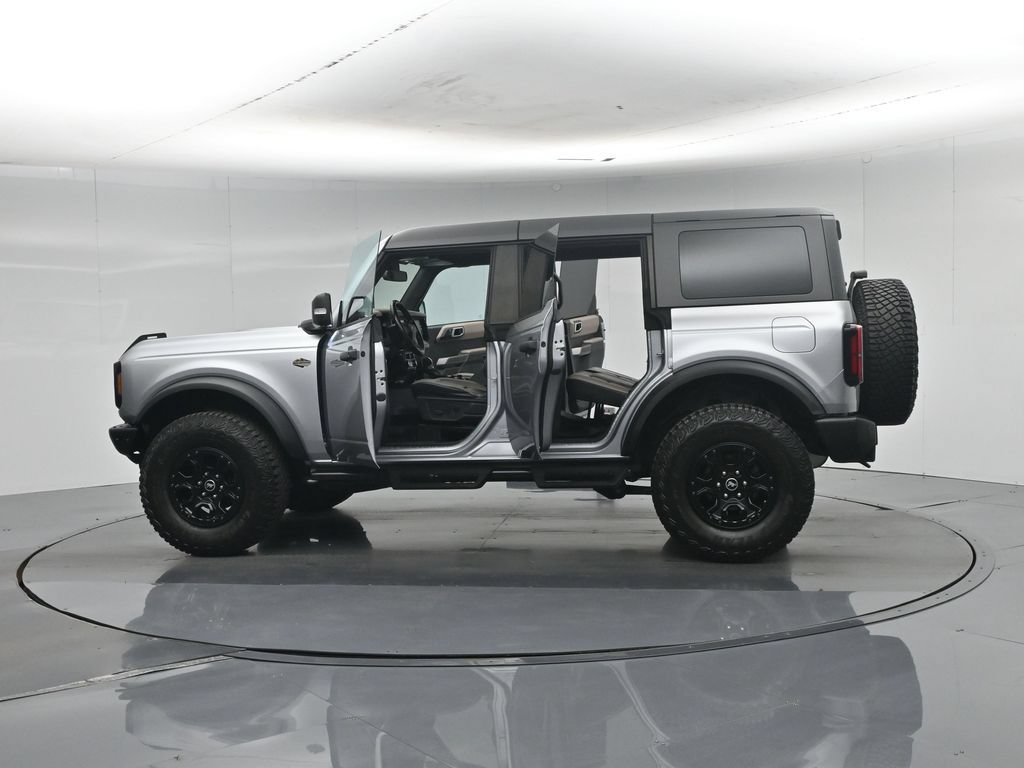 Certified 2023 Ford Bronco Wildtrak AWD/4WD image 39
