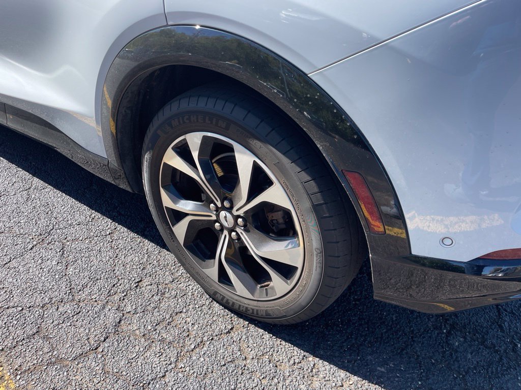 Certified 2023 Ford Mustang Mach-E Premium AWD/4WD image 4