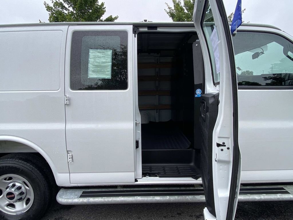 Used 2025 GMC Savana 2500 w/ Driver Convenience Package RWD image 14