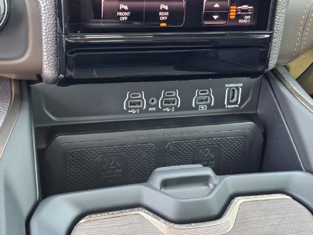 Used 2025 RAM 1500 Limited AWD/4WD image 25