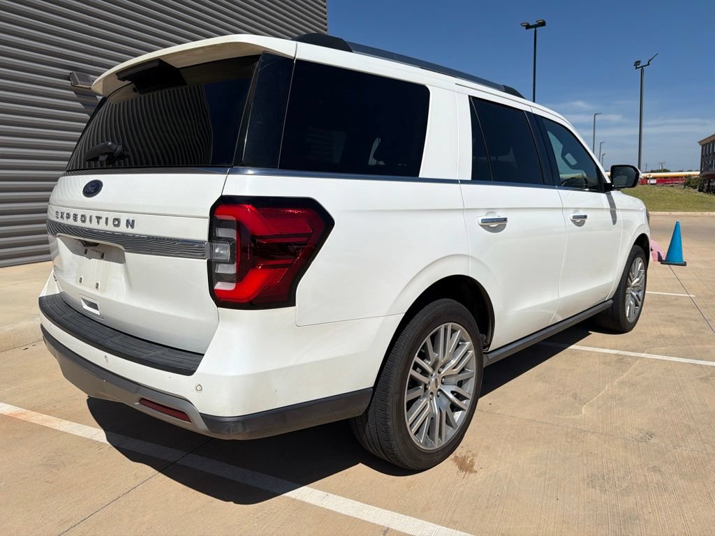 Certified 2022 Ford Expedition Limited AWD/4WD image 3