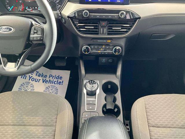 Certified 2022 Ford Escape SE w/ SE Sport Appearance Package image 21