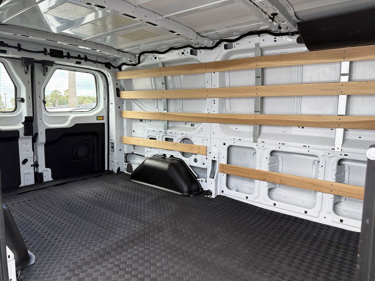 Certified 2025 Ford Transit 250 Low Roof w/ Exterior Upgrade Package RWD image 16