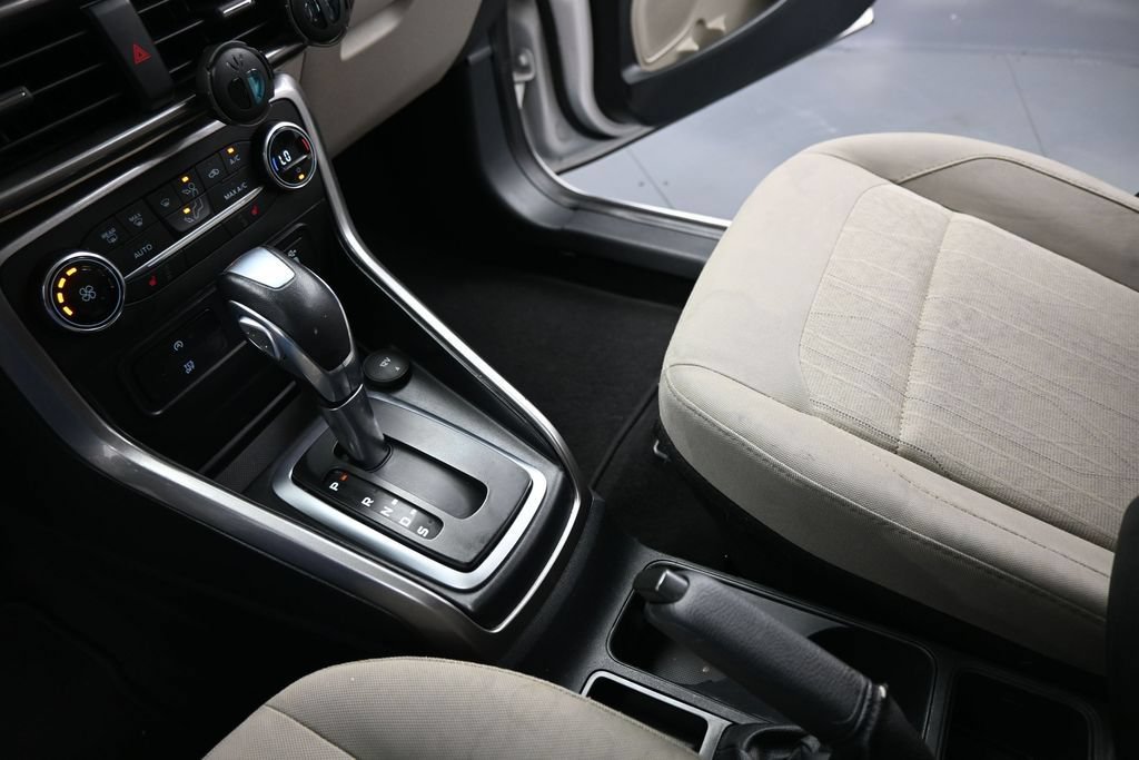 Certified 2019 Ford EcoSport SE w/ SE Convenience Package FWD image 17