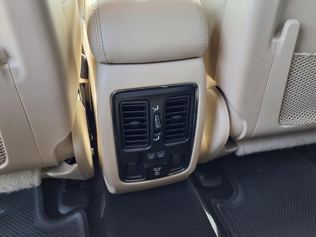 Used 2021 Jeep Grand Cherokee Limited image 15