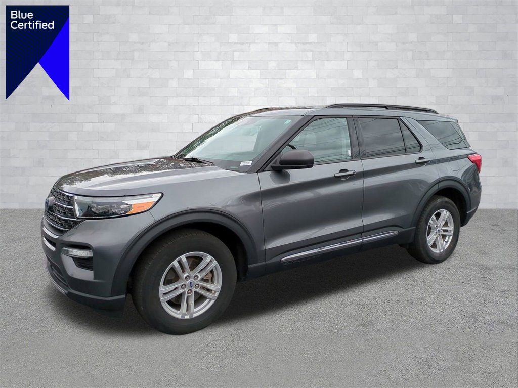 Certified 2022 Ford Explorer XLT w/ Equipment Group 202A image 1