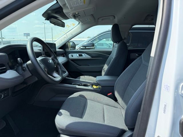 Certified 2025 Ford Explorer Active image 4