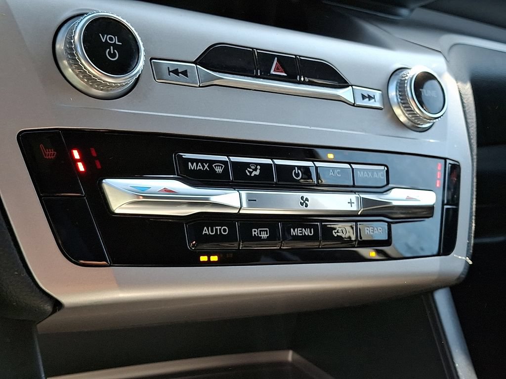 Certified 2023 Ford Explorer XLT AWD/4WD image 19