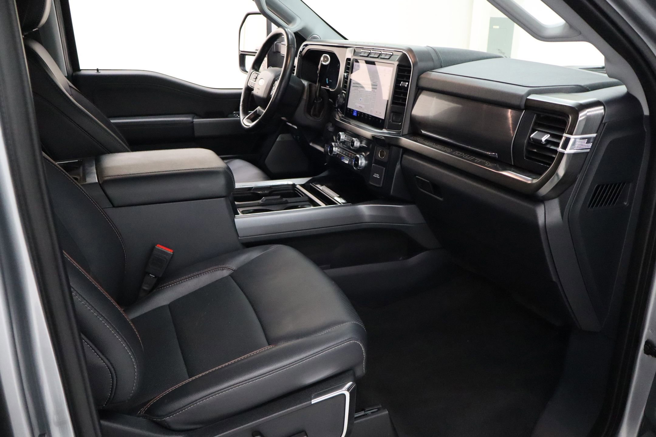 Certified 2023 Ford F250 Lariat w/ Lariat Ultimate Package image 46