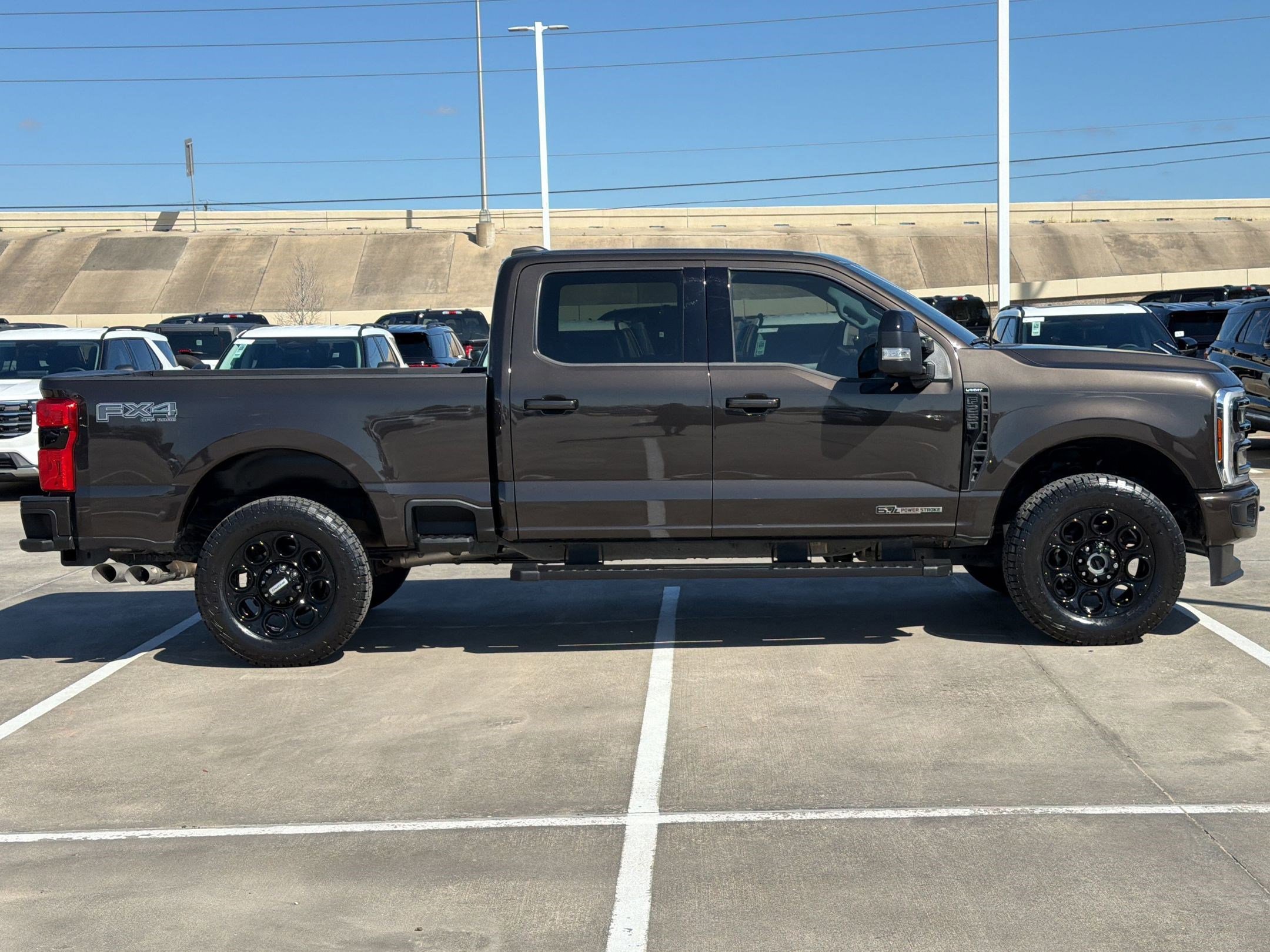 Certified 2024 Ford F250 Lariat w/ Black Appearance Package image 2