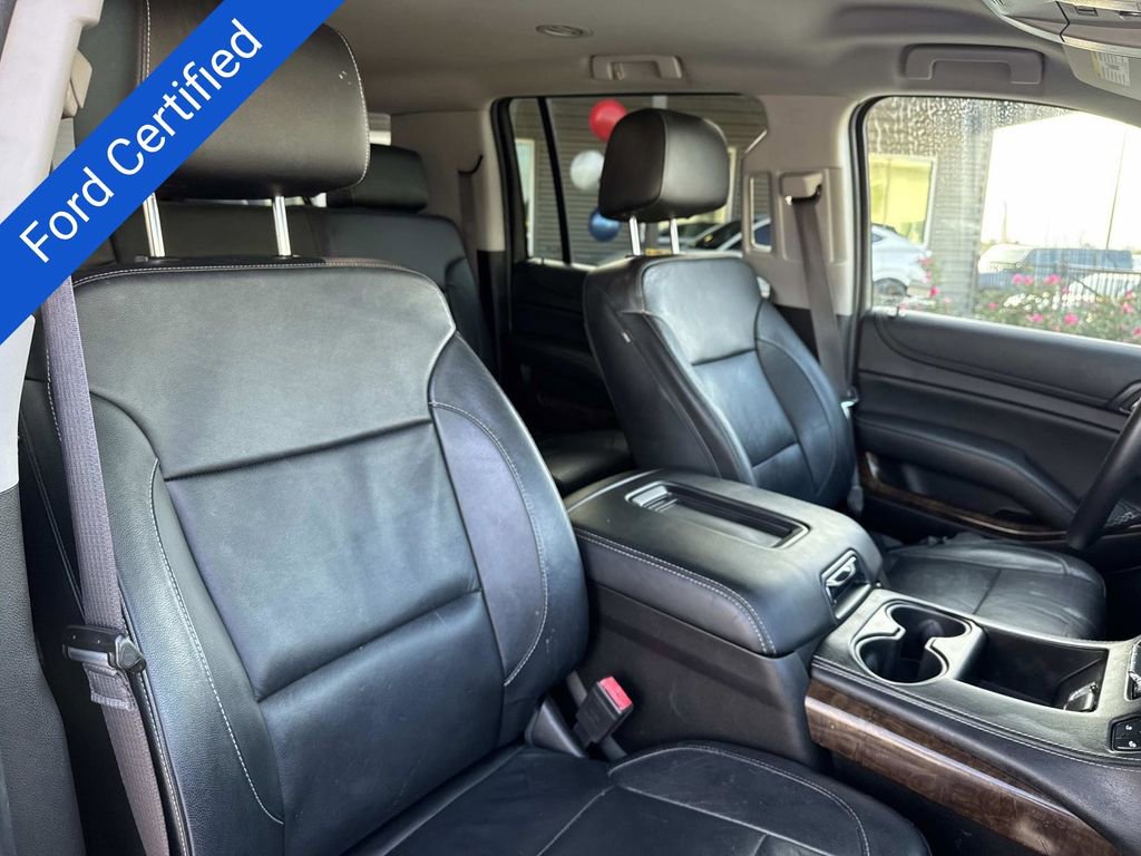 Used 2017 Chevrolet Suburban LT image 12