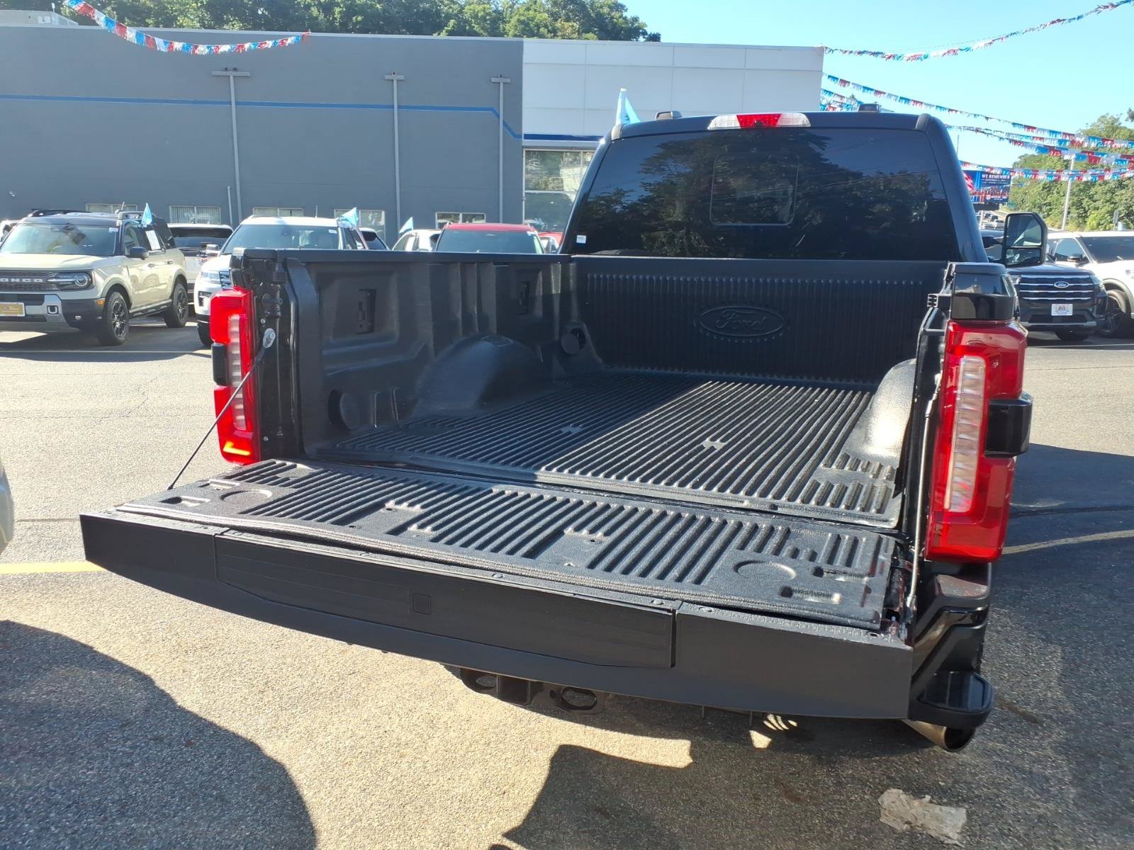 Certified 2023 Ford F250 Lariat w/ Sport Appearance Package AWD/4WD image 28