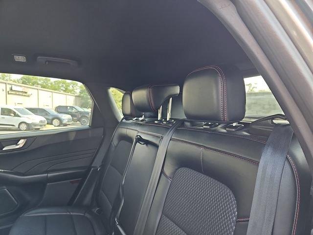 Certified 2023 Ford Escape ST-Line w/ Cold Weather Package FWD image 16