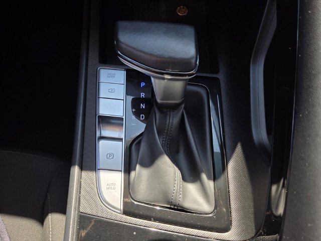Used 2023 Hyundai Elantra SEL w/ Convenience Package FWD image 25