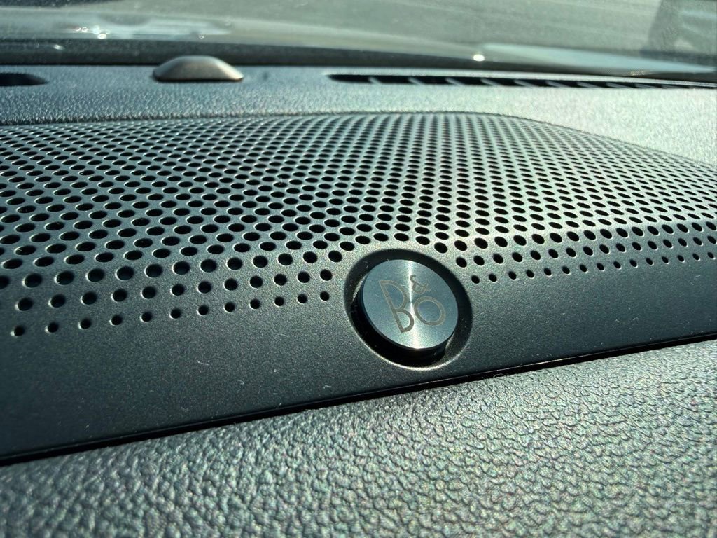 Certified 2022 Ford Escape SEL w/ SEL Stealth AWD Package image 23