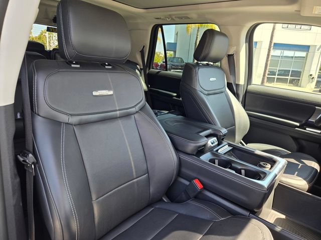 Certified 2025 Ford Expedition Platinum AWD/4WD image 12