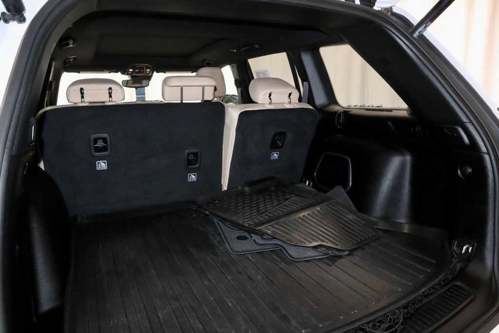 Used 2024 Jeep Grand Cherokee Limited 4xe image 15