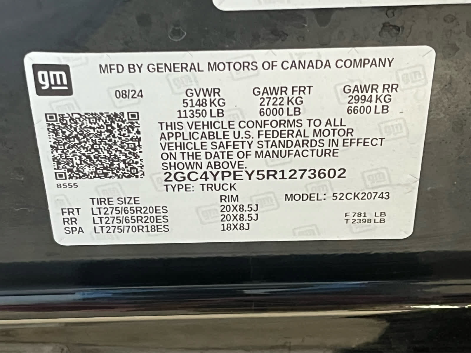 Used 2024 Chevrolet Silverado 2500 LTZ w/ LTZ Plus Package AWD/4WD image 16