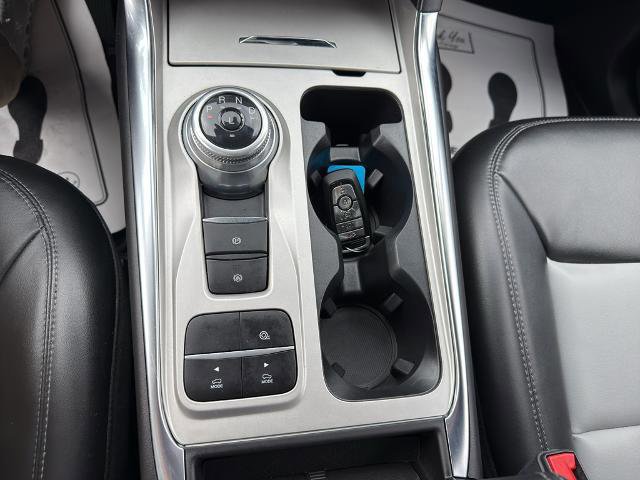 Certified 2022 Ford Explorer XLT w/ Equipment Group 202A image 25