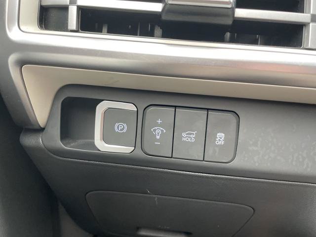 Used 2025 Hyundai Santa Fe SEL FWD image 22