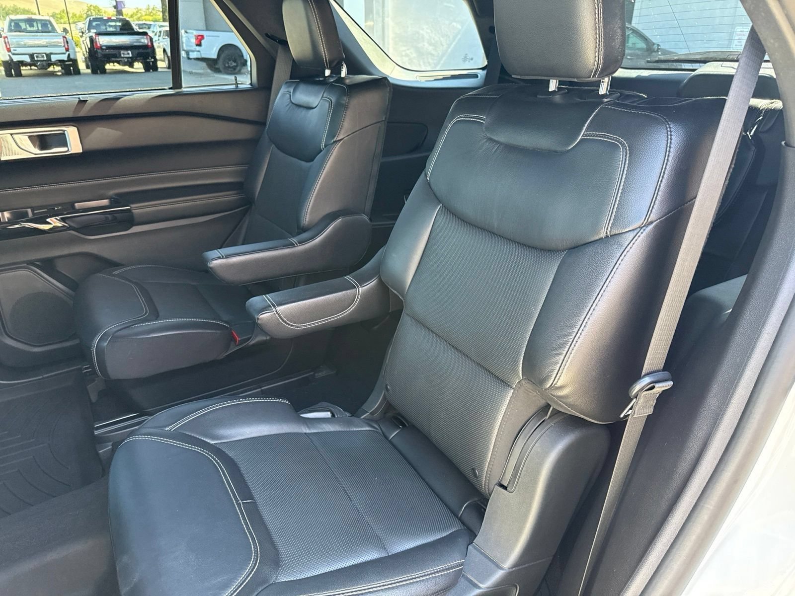 Certified 2022 Ford Explorer ST w/ Equipment Group 401A RWD image 15