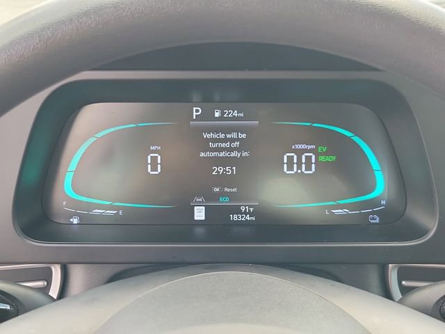 Used 2025 Hyundai Elantra Hybrid FWD image 33