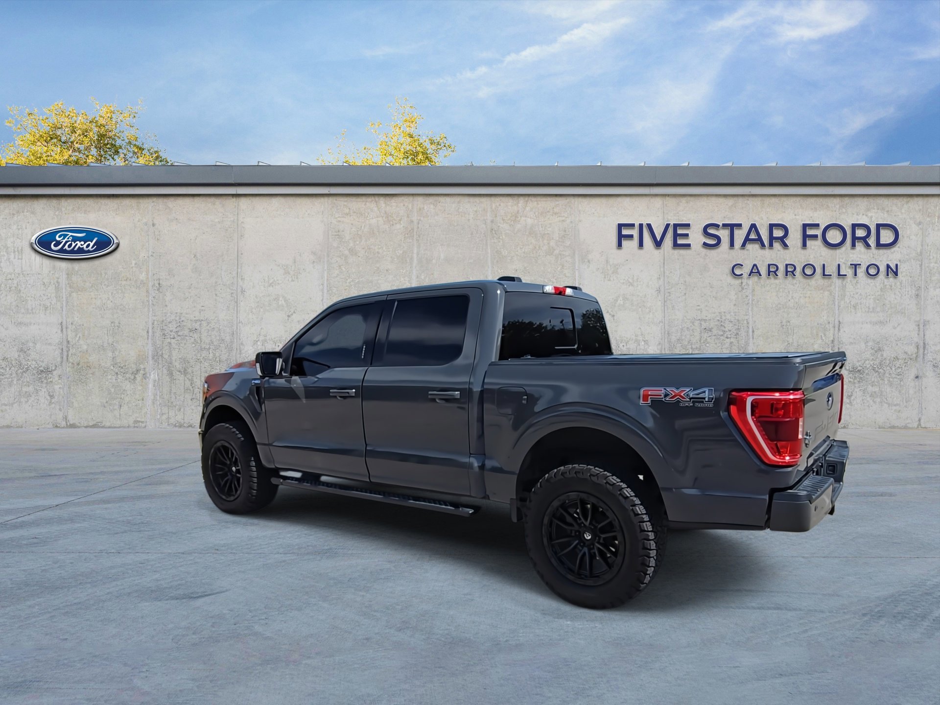 Certified 2021 Ford F150 XLT w/ Equipment Group 302A High image 3