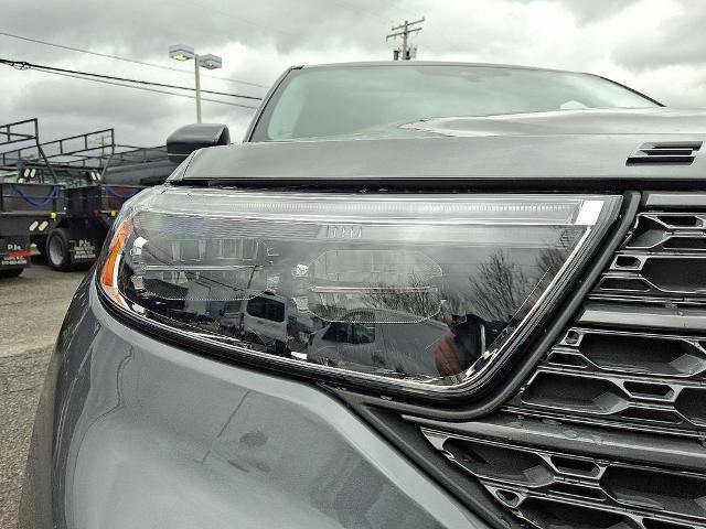 Certified 2023 Ford Explorer XLT w/ Equipment Group 202A image 9