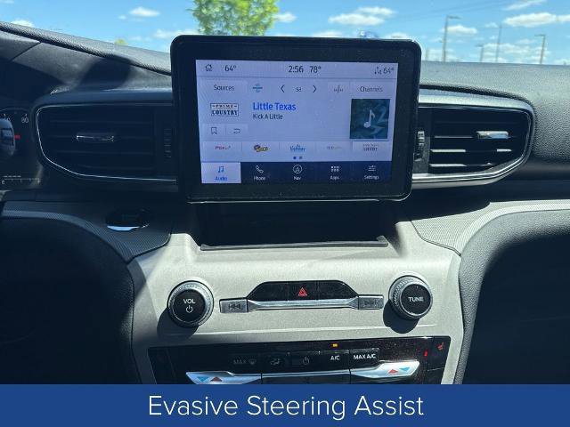 Certified 2023 Ford Explorer XLT w/ Equipment Group 202A image 9