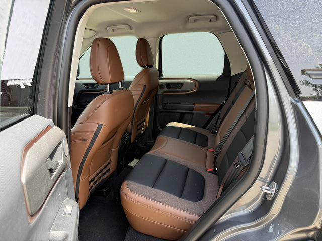 Certified 2025 Ford Bronco Sport Outer Banks w/ Outer Banks Tech Package+ AWD/4WD image 5