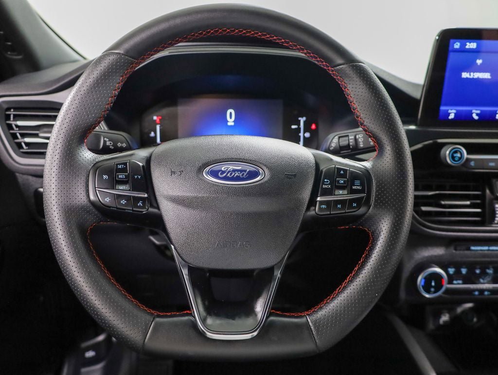Certified 2025 Ford Escape ST-Line AWD/4WD image 11