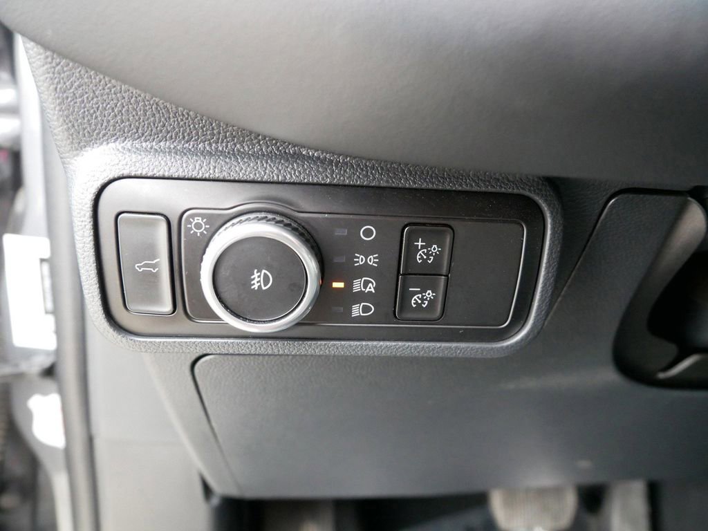 Certified 2025 Ford Explorer ST-Line w/ ST-Line Street Pack image 11