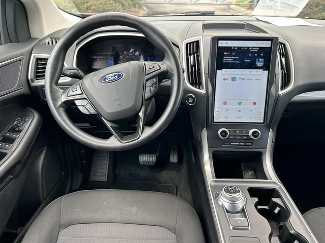 Certified 2021 Ford Edge SE FWD image 12