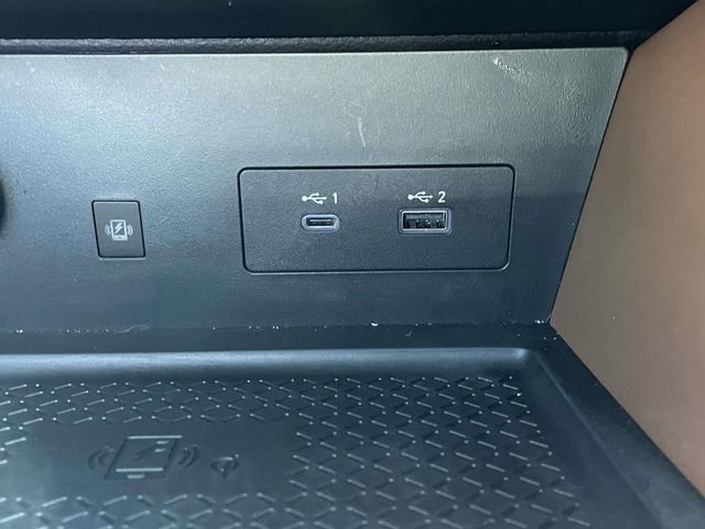 Used 2024 Nissan Pathfinder Platinum image 25