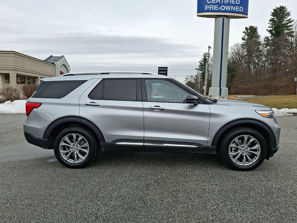 Certified 2022 Ford Explorer Limited w/ Equipment Group 301A image 10