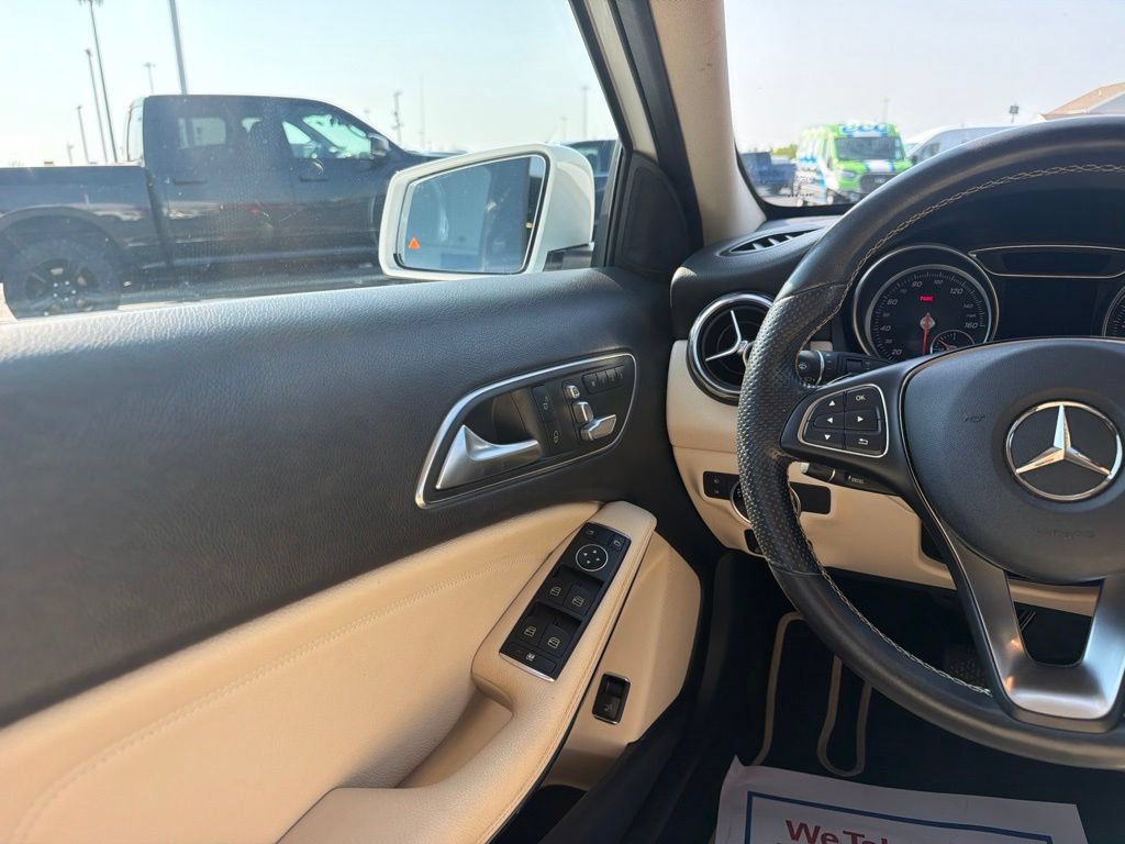 Used 2019 Mercedes-Benz GLA 250 4MATIC image 19