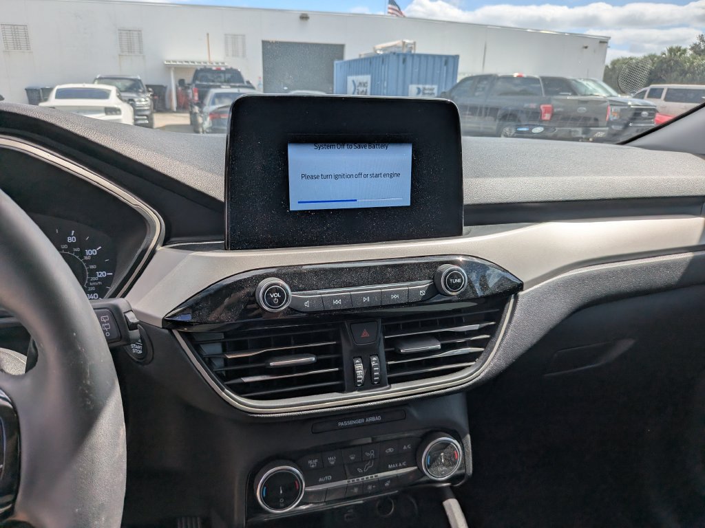 Certified 2022 Ford Escape SE w/ SE Sport Appearance Package FWD image 25