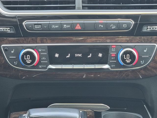 Used 2018 Audi Q7 3.0T Prestige w/ Prestige Package AWD/4WD image 29